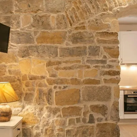 Rino Apartment *