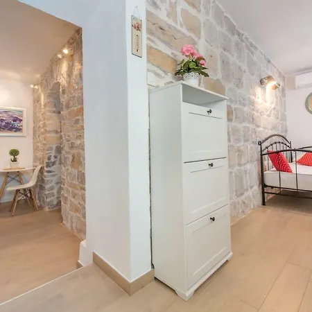 Rino Apartment *